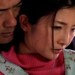 【樋口冴子 平松恵理香】「奥さんの臭いたまんないよ」俺のしゃぶってくれんのかい？