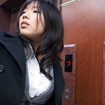 泥酔したOLにちんぽを擦りつけべろちゅう、根元までしゃぶらせ好き放題しちゃう僕